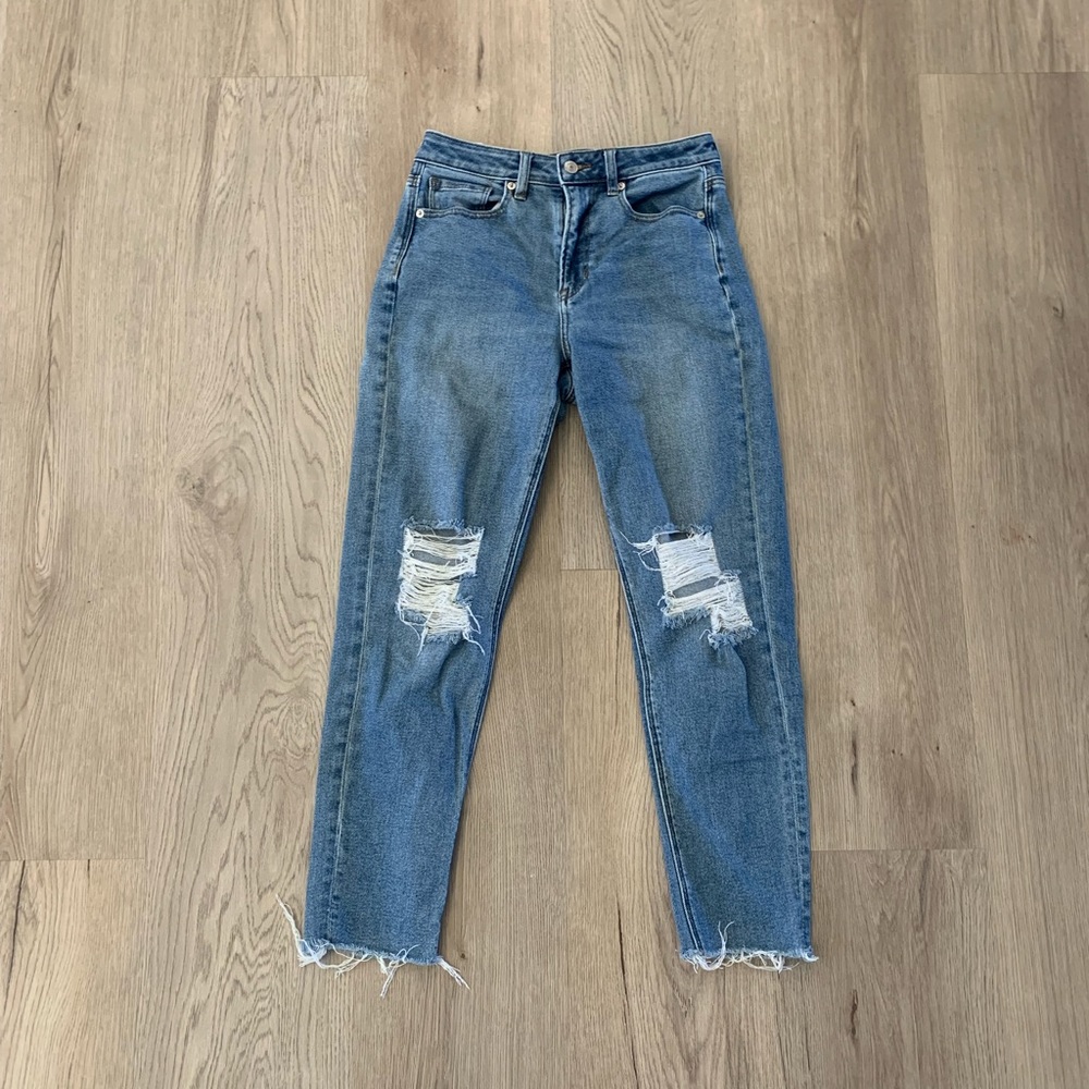American Eagle Mom Jeans
